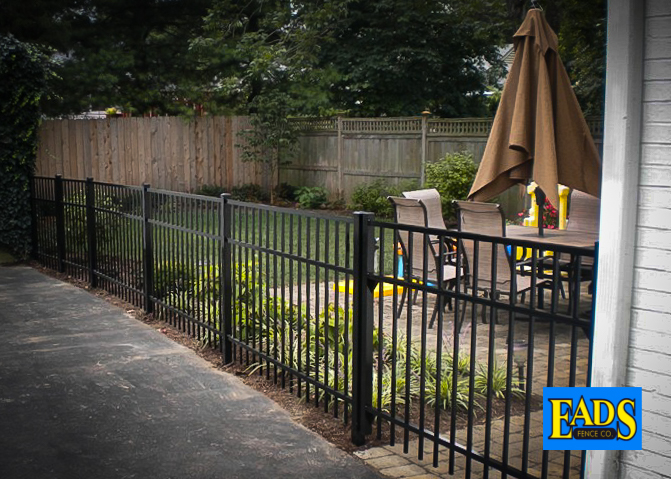 Specrail S4 Saybrook Aluminum Fence